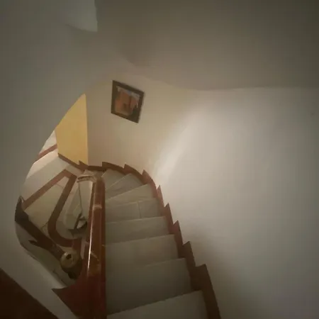 Homestay En Residencial Capuchinos Cerca Del Centro Historico De Malaga